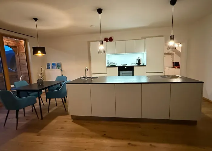 Christine Am 公寓 *