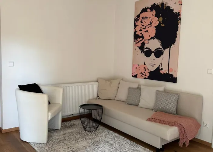 Christine Am 公寓 *